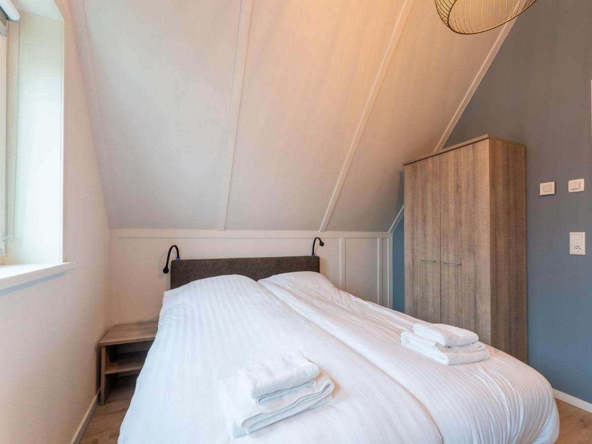 Modern Holiday Home By The Sea With Sauna Scherpenisse Buitenkant foto