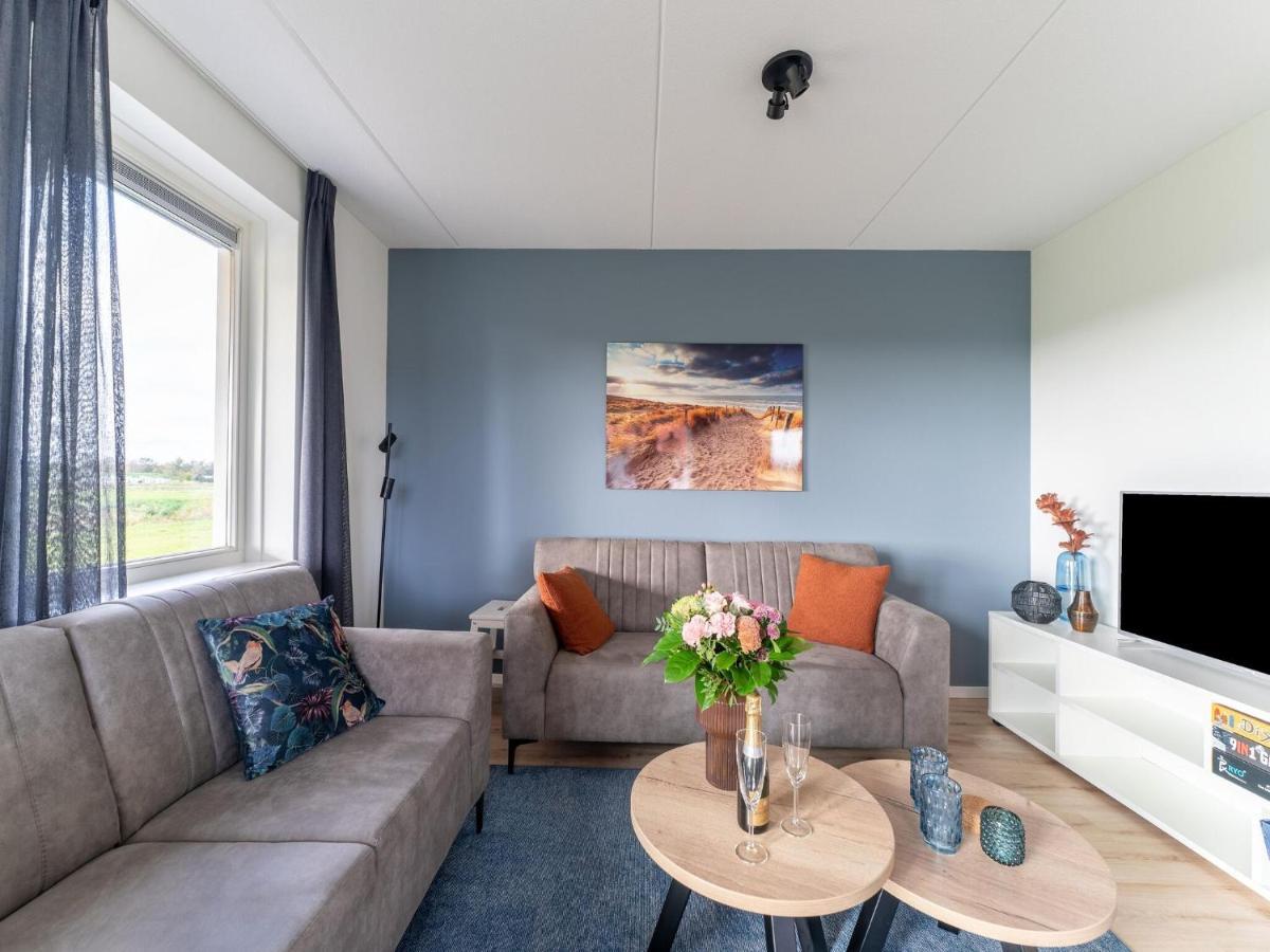 Modern Holiday Home By The Sea With Sauna Scherpenisse Buitenkant foto