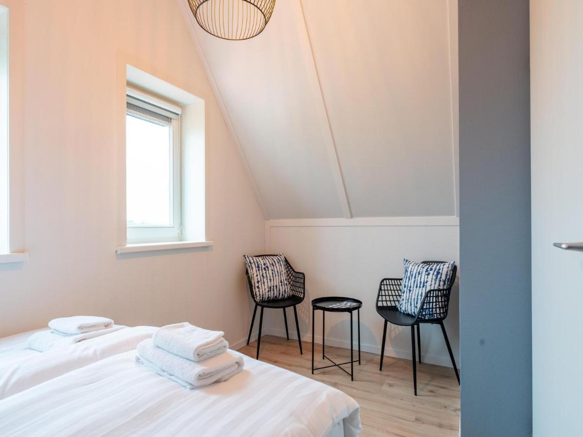 Modern Holiday Home By The Sea With Sauna Scherpenisse Buitenkant foto